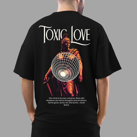 Toxic Love | Artistic Streetwear Oversized T-Shirt – Relaxed fit